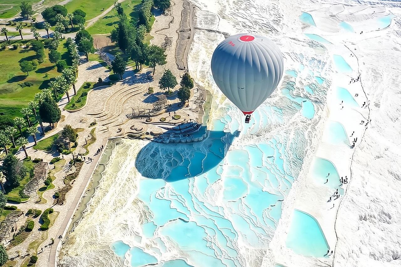 Antalya: Pamukkale & Hierapolis Tour with Lunch & Entrance