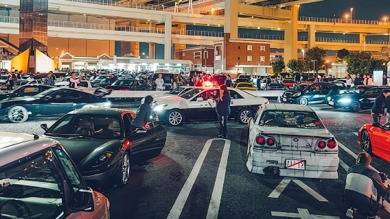 GEHEIMES Autotreffen: Mitgliedschaft im Tokio Drift Car Club