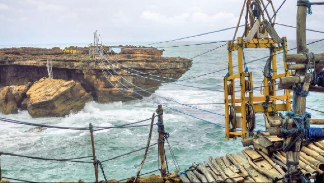Lawatan sehari ke Pulau Wang Yogyakarta + Tangan Raksasa + Jomblang Cave