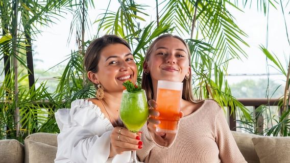 Ubud: Phiếu điện tử ăn uống tại phòng chờ và quầy bar cao cấp hơn