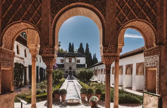塞維利亞出發·【格拉納達跟團一日遊】｜打卡阿爾罕布拉宮