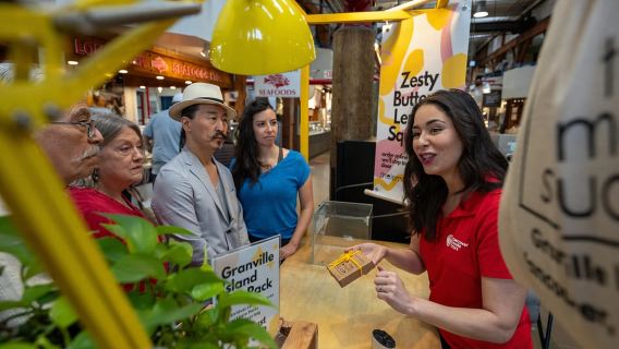 Vancouver: Tur Pasar Granville Island dengan Pencicipan