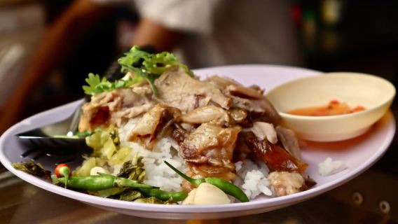 Bangkok : Visite gastronomique de rue dans le quartier chinois avec plus de 10 plats locaux