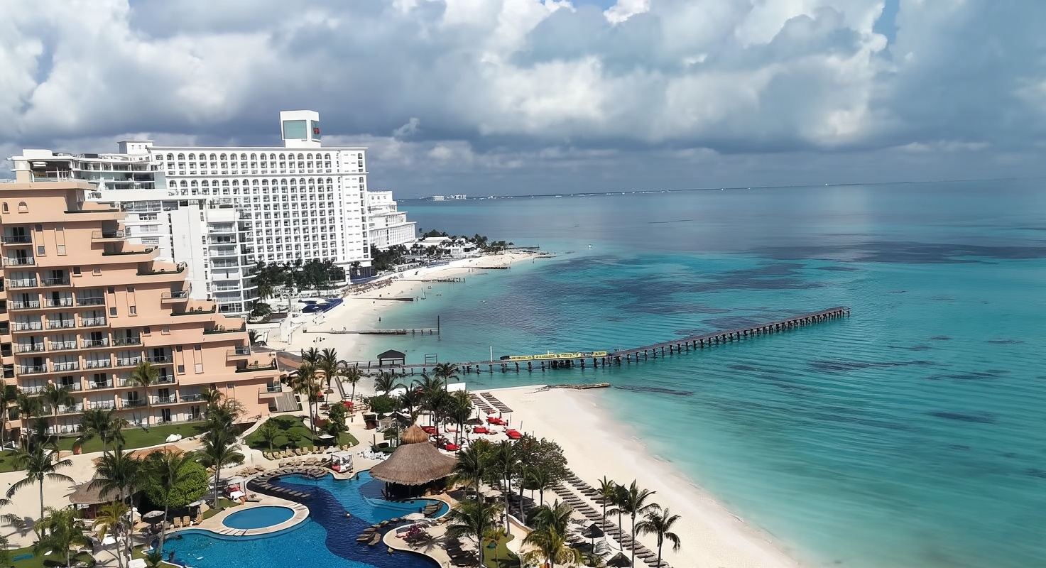 Cancun, Mexico/Hotel-Isla Mujeres Pier or Airport/Point-to-Point Transfer-Chinese/English Speaking Driver