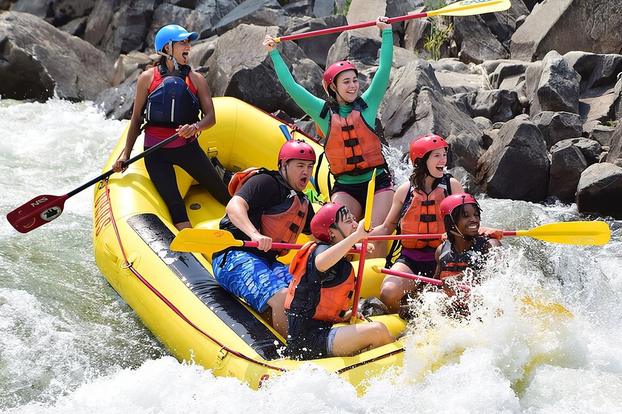 Rafting Air Putih Ubud dengan Air Terjun dan Makan Tengah Hari