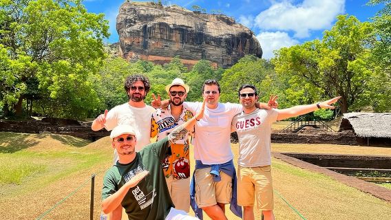 Из Коломбо: однодневная поездка и сафари в Сигирию и Дамбуллу