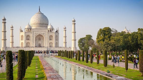 Tour privato di lusso all inclusive al Taj Mahal da Delhi in auto