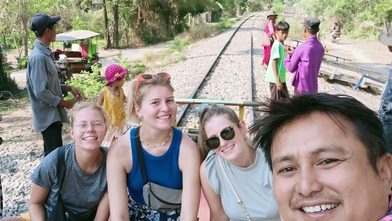 Excursión de la tarde. Tren de bambú. Cueva de la muerte con cueva secreta de murciélagos.