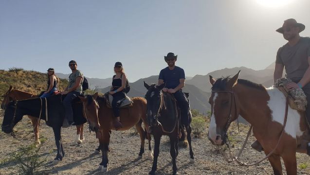 Horseback riding and roast in the mountains of Mendoza