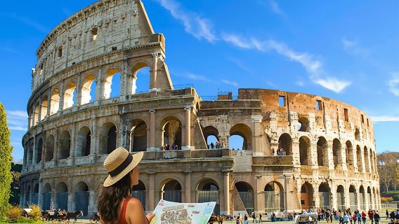 Colosseum entry with audioguide app