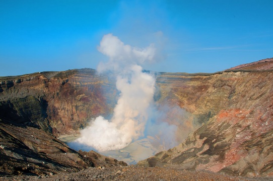 日本九州阿蘇山&高千穗&草千里&一日遊【福岡出發】