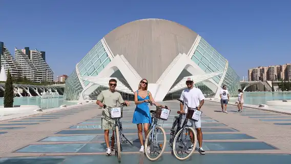 Valencia Daily Guided Bike tour in small group