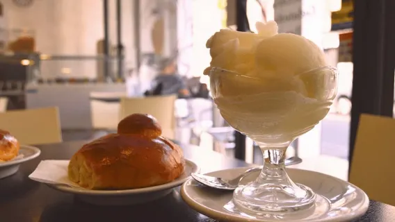 Sicilian Bites: Tour gastronomico di Taormina: arancini, cannoli e altro ancora