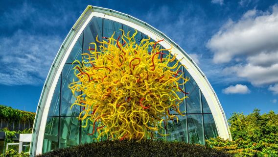 西雅圖一日遊:派克市場+太空針塔+奇胡利玻璃園+華盛頓大學