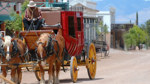Friday: Tombstone & Bisbee; 9h Tour bus from Tucson