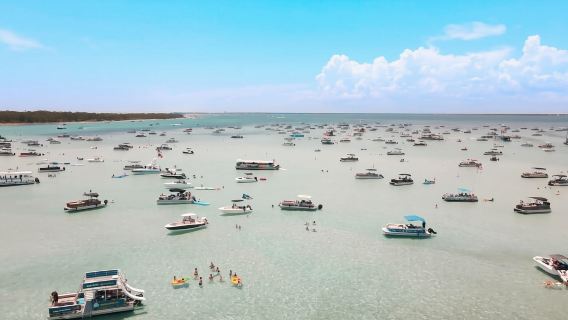 From Fort Walton Beach: Crab Island Excursion
