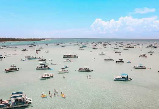 From Fort Walton Beach: Crab Island Excursion