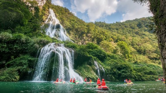 Gita di un giorno al fiume Mengdong partendo da Zhangjiajie: servizio di auto privata (canyon con rapide, freschezza estiva)