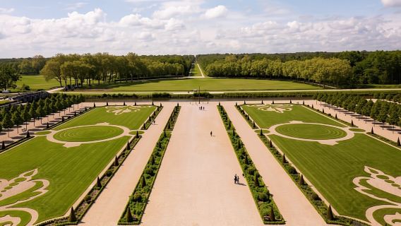 Loire Valley Day Tour : Chambord and Chenonceau FROM AMBOISE