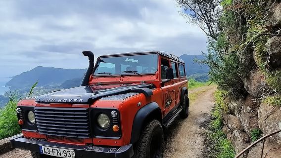 Jeep 4x4 di un giorno intero: incredibile tour di un giorno intero nell'ovest verso le piscine naturali