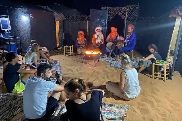 Trekking à dos de chameau avec nuitée