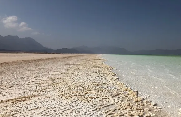 吉布提阿薩爾湖一日遊