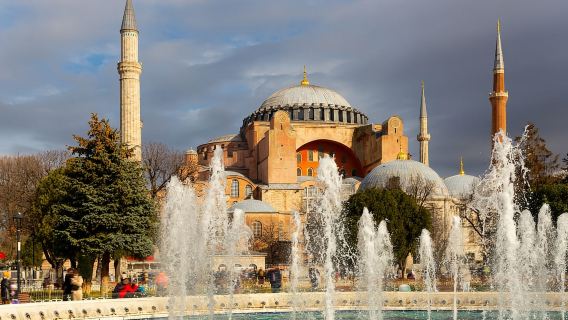 Recorrido por el Palacio de Topkapi, Santa Sofía, el Hipódromo y la Mezquita Azul