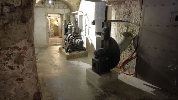 Nuremberg: Tur Bunker Seni Historischer Kunstbunker PD II