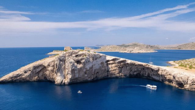 ทัวร์หมู่เกาะอุทยานแห่งชาติคอร์นาติ เกาะมานาและเกาะคอร์นัต โดยเรือ