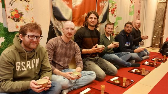 Kyoto: Nishiki Market Tea Ceremony with Koto Performance