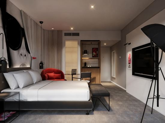Hotel Indigo Melbourne on Flinders by IHG - Tap to explore photos