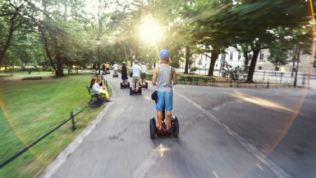 Warsaw: Skyline & Modern City Segway Tour (1.5 or 3 Hours)