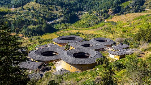 Lawatan sehari berkumpulan kecil 8 orang ke Kompleks Tulou Nanjing Tianluokeng 'Empat Hidangan Satu Sup' + Kampung Taxia + Tulou Chuxi