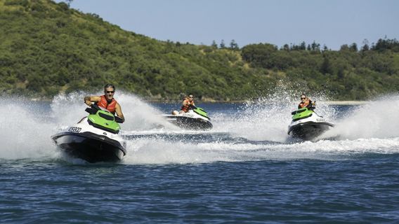 Pengalaman bot bermotor Whitsunday Islands untuk Meneroka Pulau Daydream dan Pulau Moore Selatan (Pengambilan Hotel di Pantai Airlie)