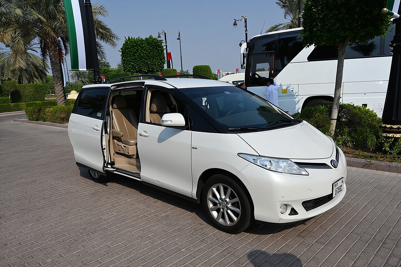 Dubai Airport (DXB): Private Arrival or Departure Transfers