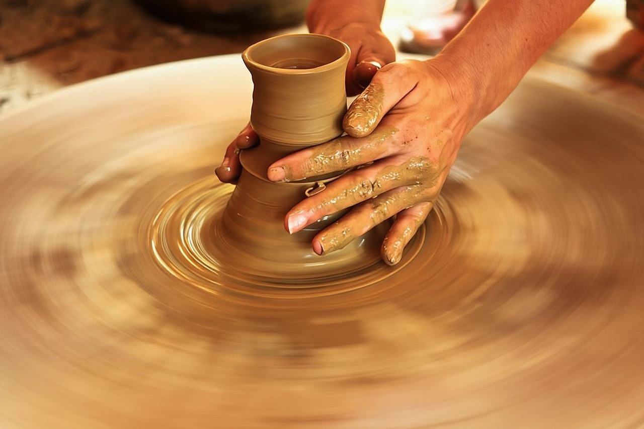 Hanoi Jeep Tour Half Day Explore Bat Trang Pottery village