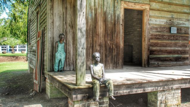 Whitney Plantation Tour with Transportation from New Orleans