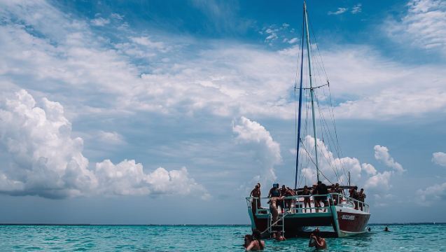 Tour con 3 soste: Stingray City, Snorkeling alla Barriera Corallina e Starfish Point