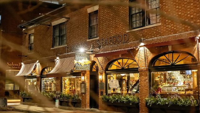 USゴーストアドベンチャーズ主催 セーラム・ブーズ・アンド・ブルース 幽霊パブ巡り