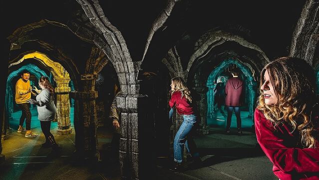 ตั๋วเข้าสถานที่ท่องเที่ยวเอดินบะระ ดันเจียน