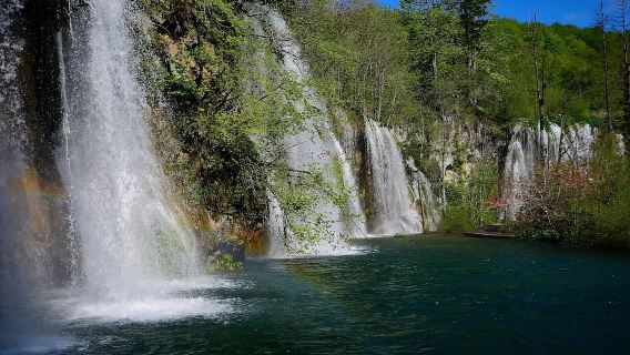 Từ Split hoặc Trogir: Chuyến đi đến Hồ Plitvice kèm Vé vào cửa