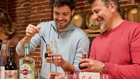 Torino: Laboratorio interattivo di preparazione del Vermouth a Casa Martini
