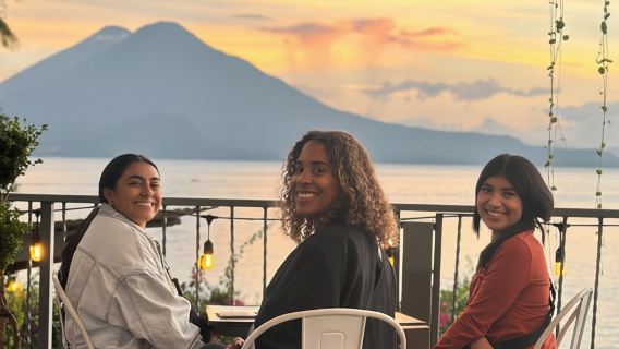 Panajachel: Lake Atitlán Sunset Tour