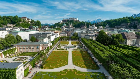 Dari Wina: Perjalanan Sehari Penuh ke Salzburg dan Danau Alpine