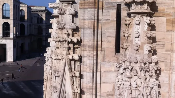 Tour privato a piedi di 3 ore dei punti salienti di Milano