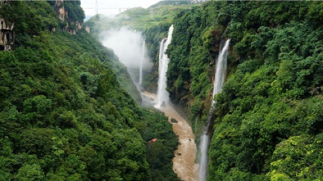 Xingyi Maling River Canyon + Sunshine Valley 1-day tour (Xingyi city area + South Railway Station/airport transfer)