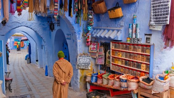 Tagesausflug von Tanger nach Chefchaouen, Marokko, mit lokalem Reiseleiter und Transport.