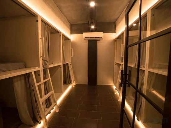 Bed Attitude Hostel Cenang Room Type - Single Bed in Mixed Dormitory Room