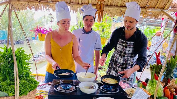 Hoi An Basket Boat, Lantern Making And Cooking Class Tour