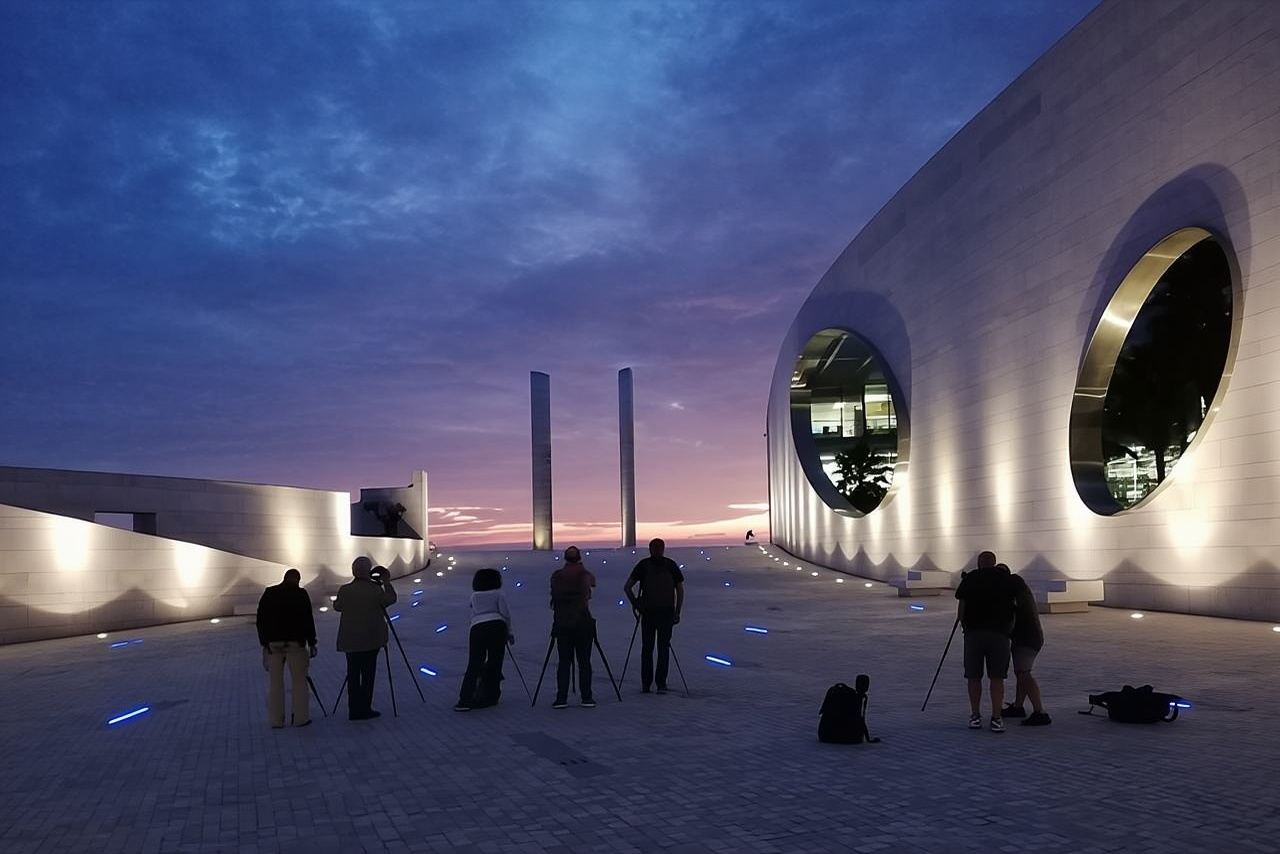 "Lisbona di notte" fino a 6 persone, tour privato